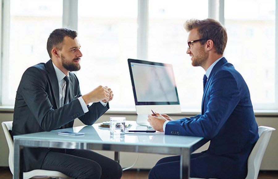 تكلم عن نفسك في المقابلة الشخصية