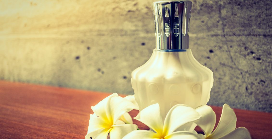كيفية صنع عطر الياسمين في المنزل