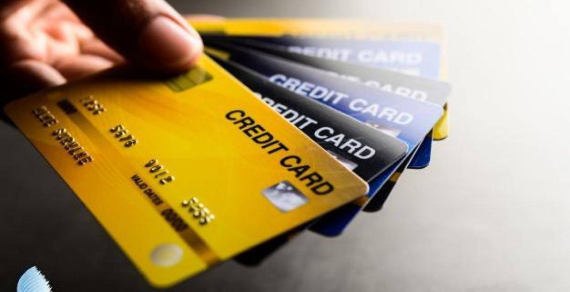 فتح حساب بنكي بدون إقامة في الإمارات