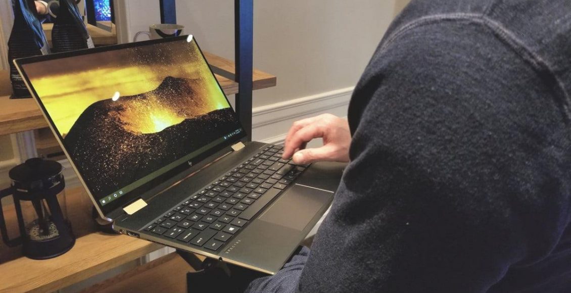 كيفية كتابة على اللاب توب hp