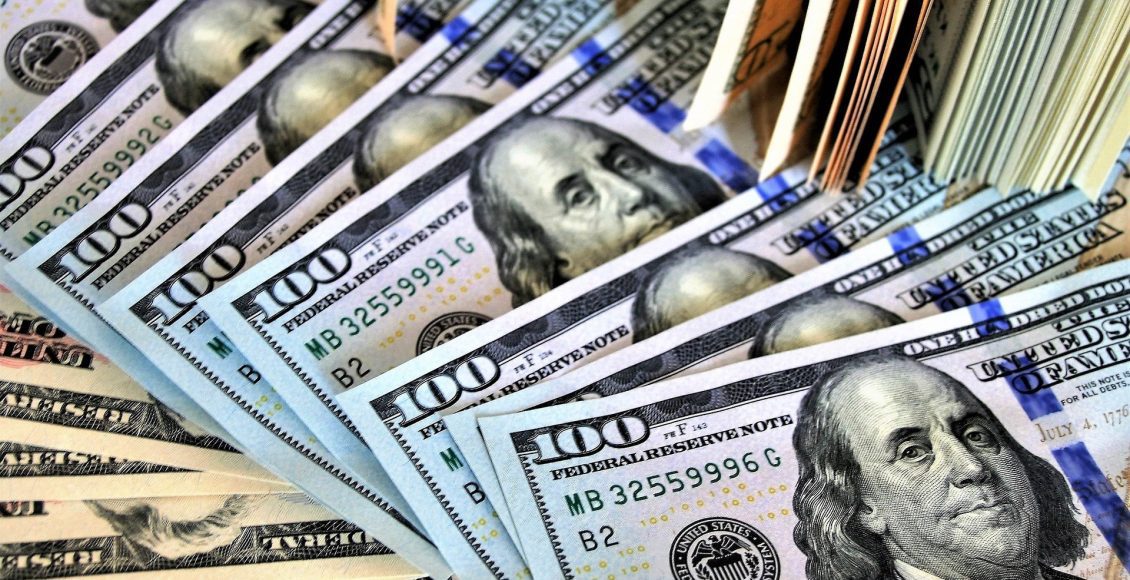 كم زائر تحتاج لتربح 100 دولار