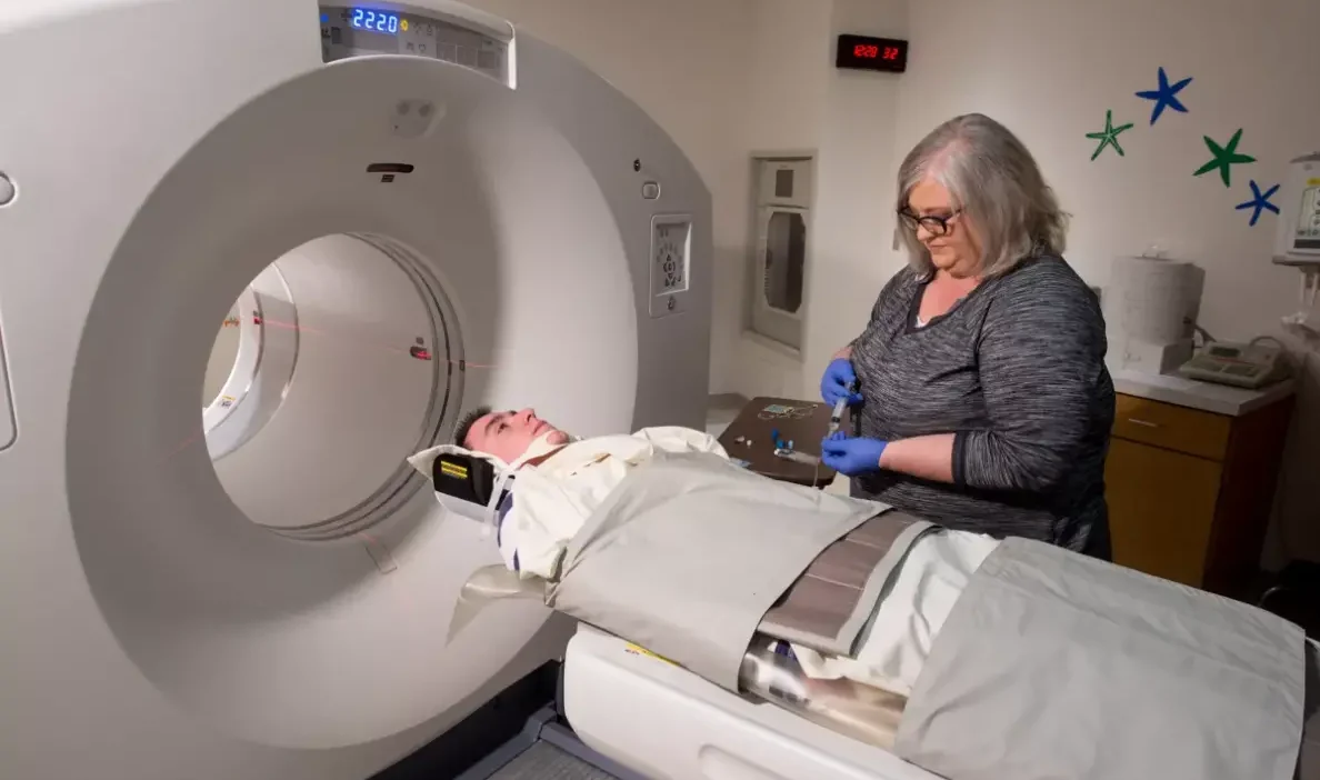 سعر أشعة pet scan في السعودية