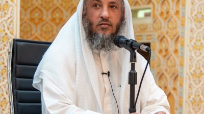 رقم واتساب الشيخ عثمان الخميس