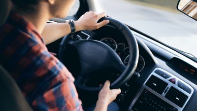 استخراج رخصة قيادة بدون اختبار في إيطاليا