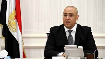 وزير الإسكان يُعلن عن إطلاق التيار الكهربائي لأراضي