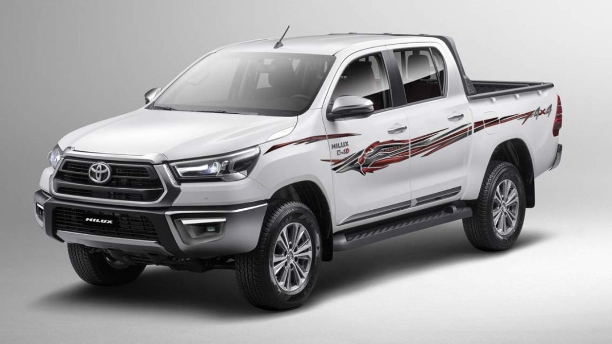 آخر تحديث لسعر تويوتا هايلكس 2024 Toyota Hilux في السعودية وأبرز مواصفاتها الفنية