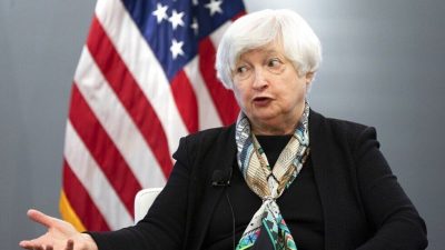 وزيرة الخارجية الأمريكية حول التضخم وتهديدات