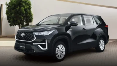 مواصفات وأسعار سيارة Innova 2024 موديل VIP HEV في الأسواق السعودية