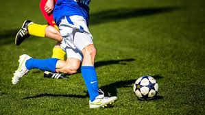 القواعد الأساسية لكرة القدم